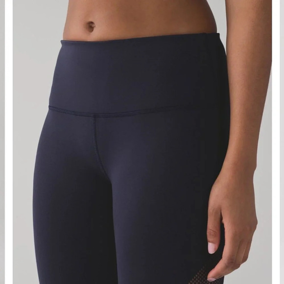 LULULEMON Reveal  Crop (15") Midnight Navy Size S - Picture 4 of 14
